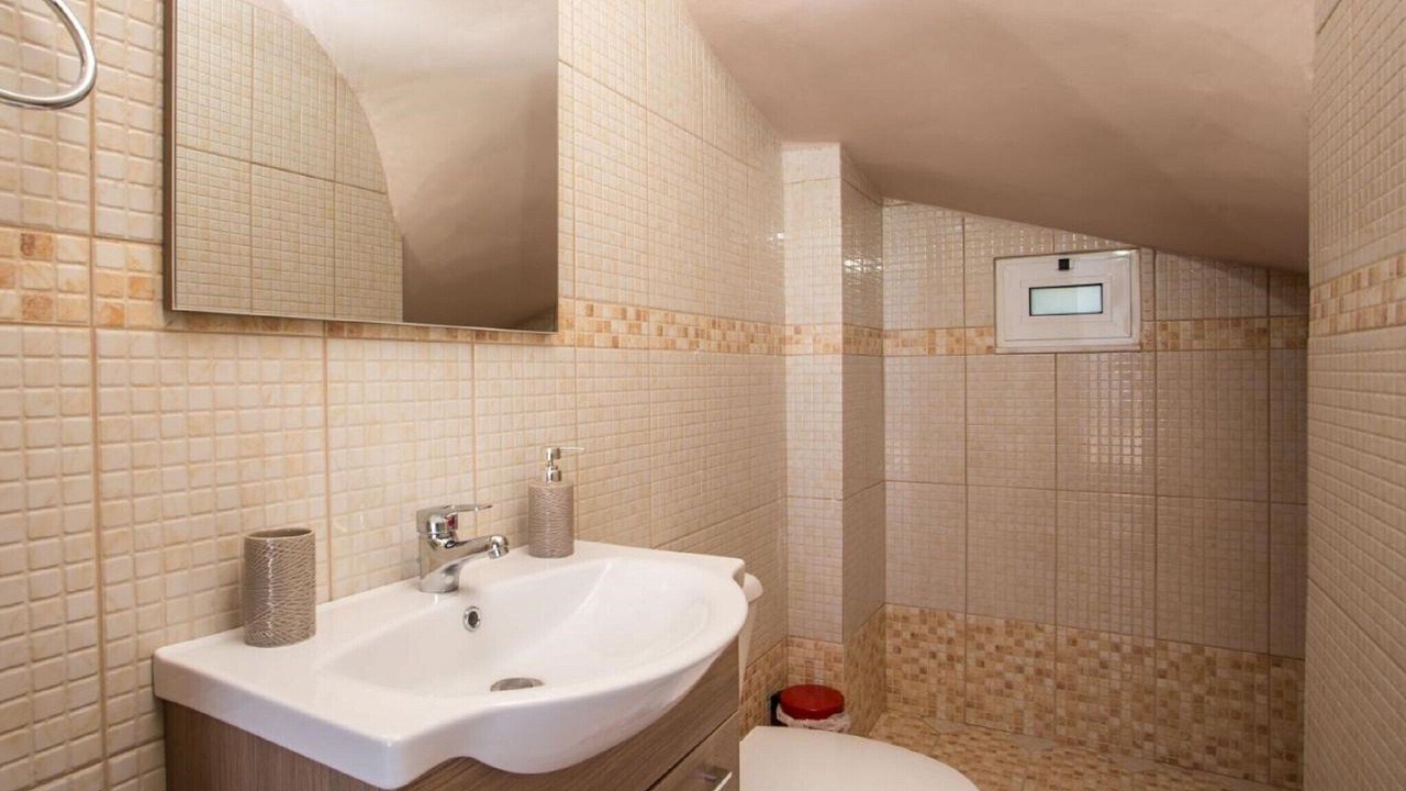 Photo of Bathroom in Koskinou