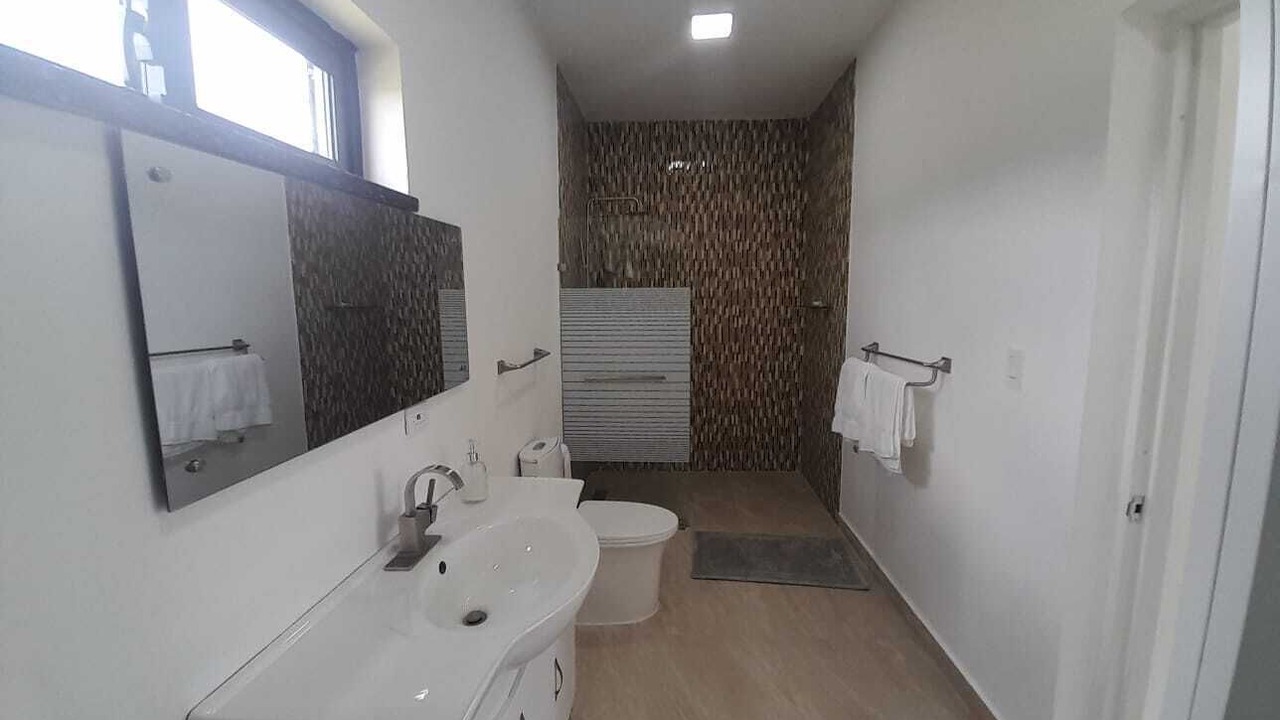 Photo of Bathroom in Munoz