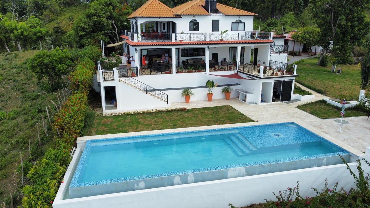 Photo of Outdoor in Cabrera