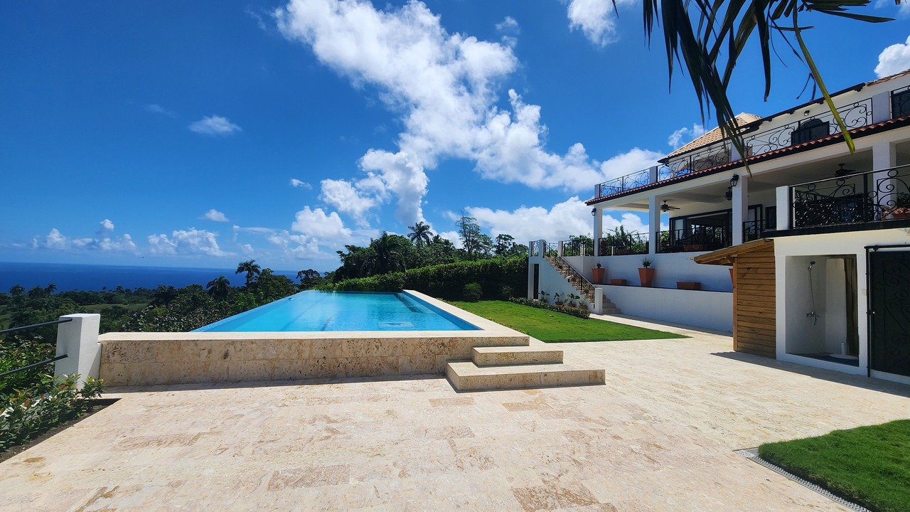 Photo of Outdoor in Cabrera