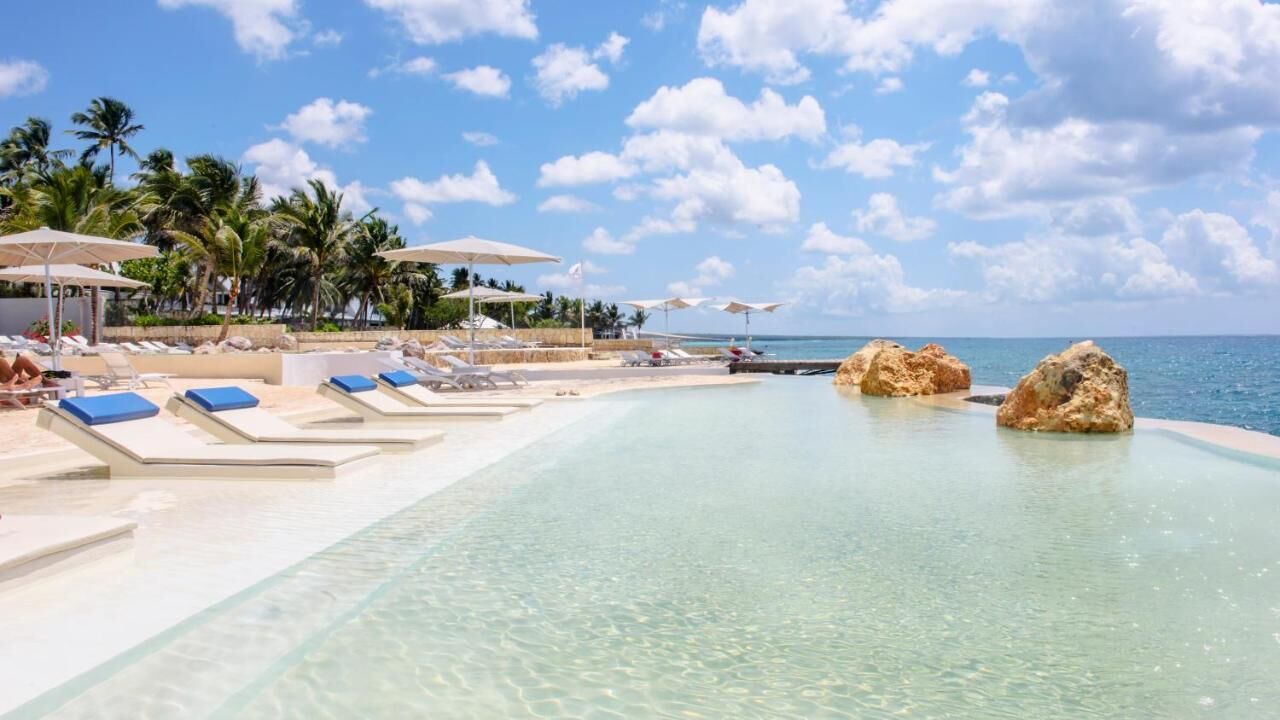 Photo of Others in Dominicus