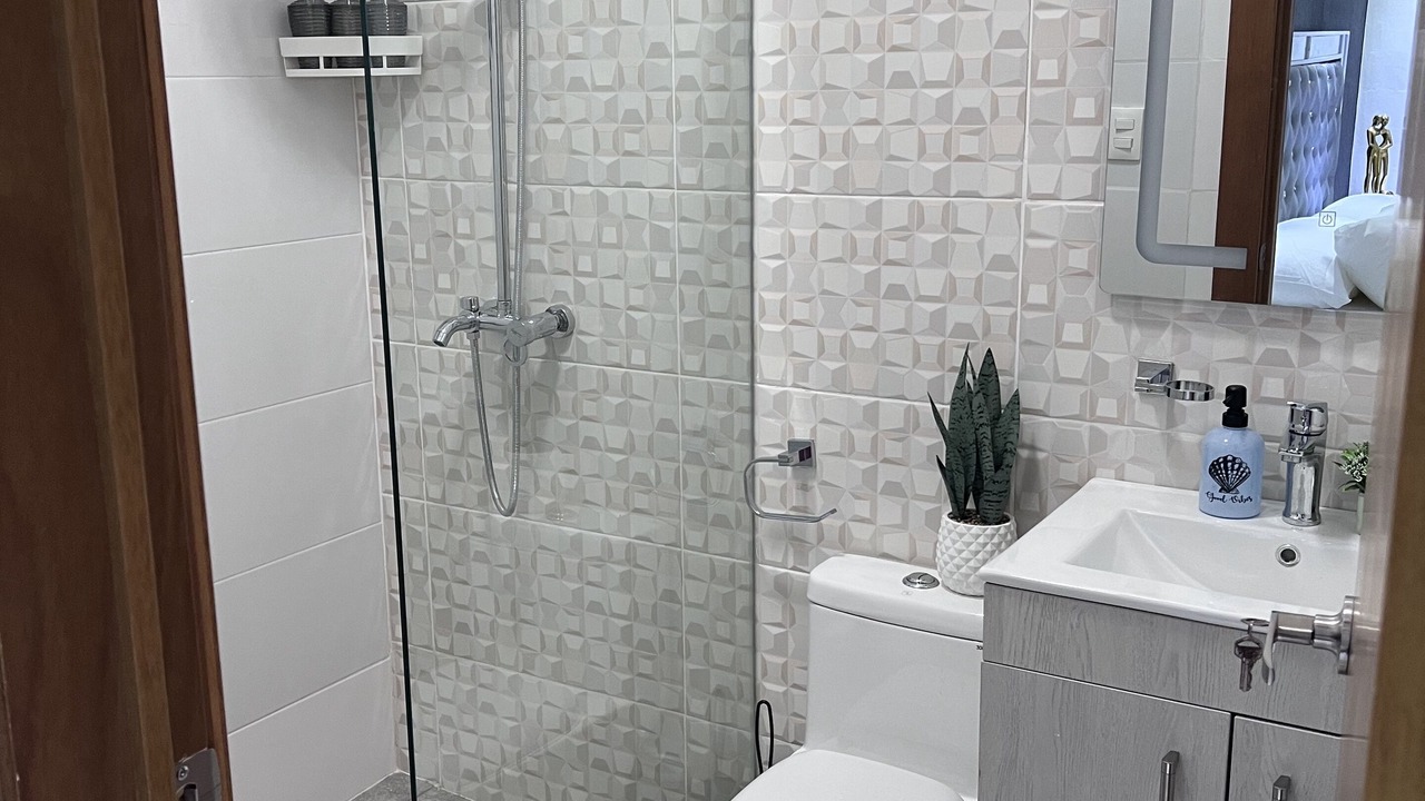 Photo of Bathroom in Llanos de Gurabo I