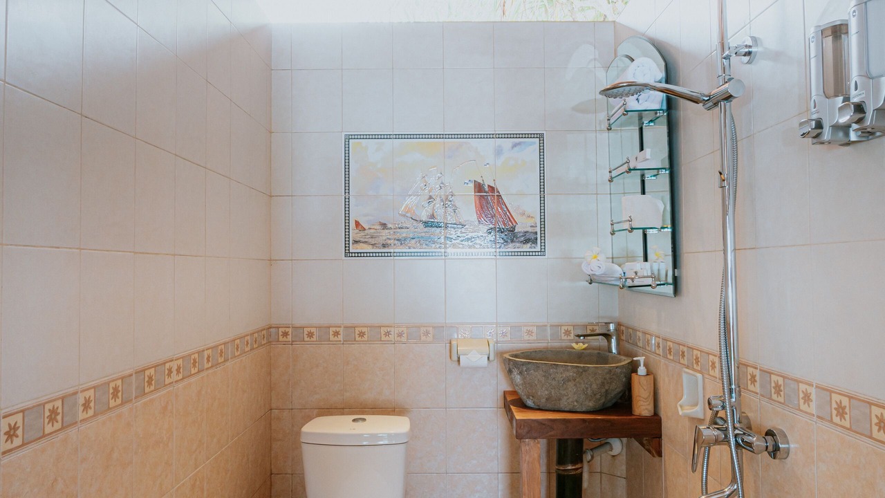 Photo of Bathroom in Suraberata