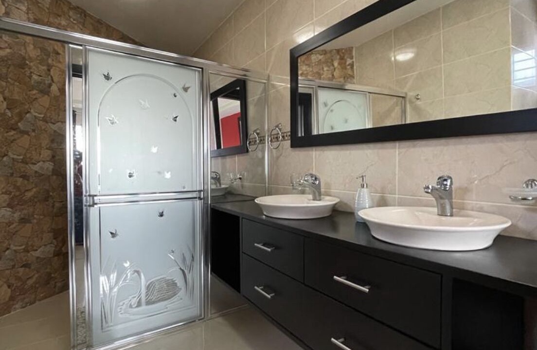 Photo of Bathroom in Santiago Province