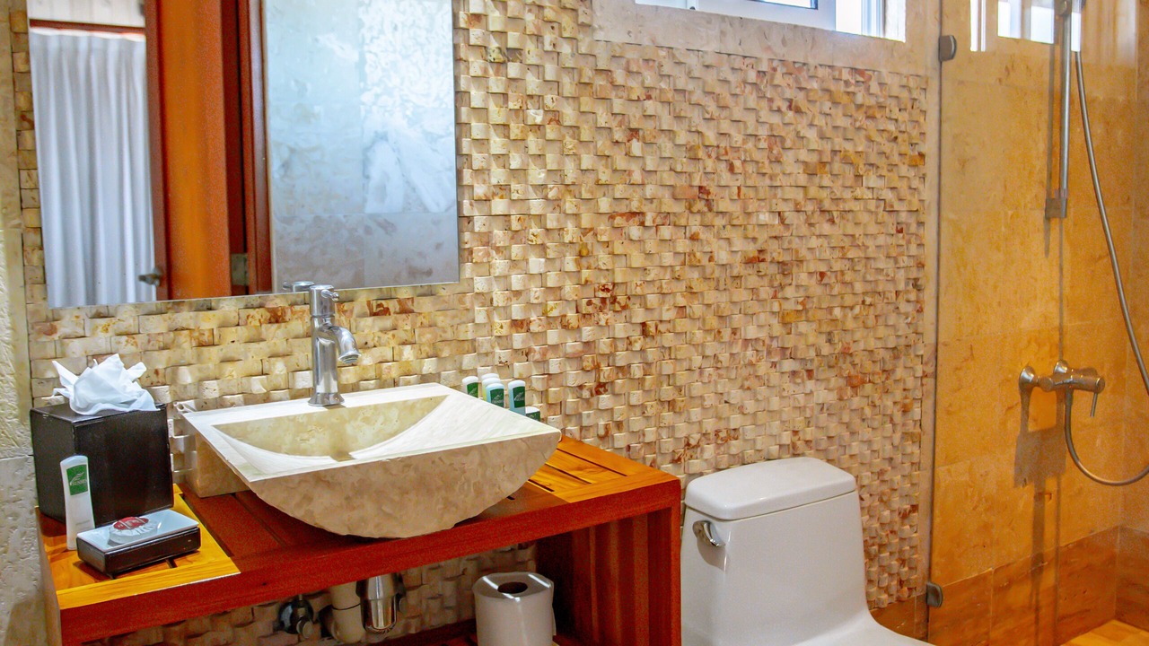 Photo of Bathroom in Portillo