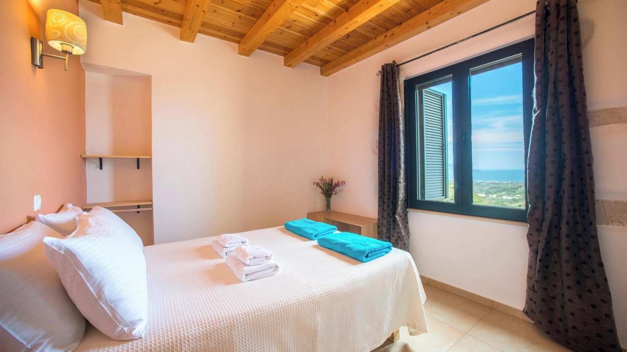Photo of Bedroom in Patima