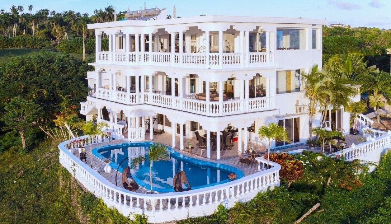 Photo of Outdoor in Cabrera