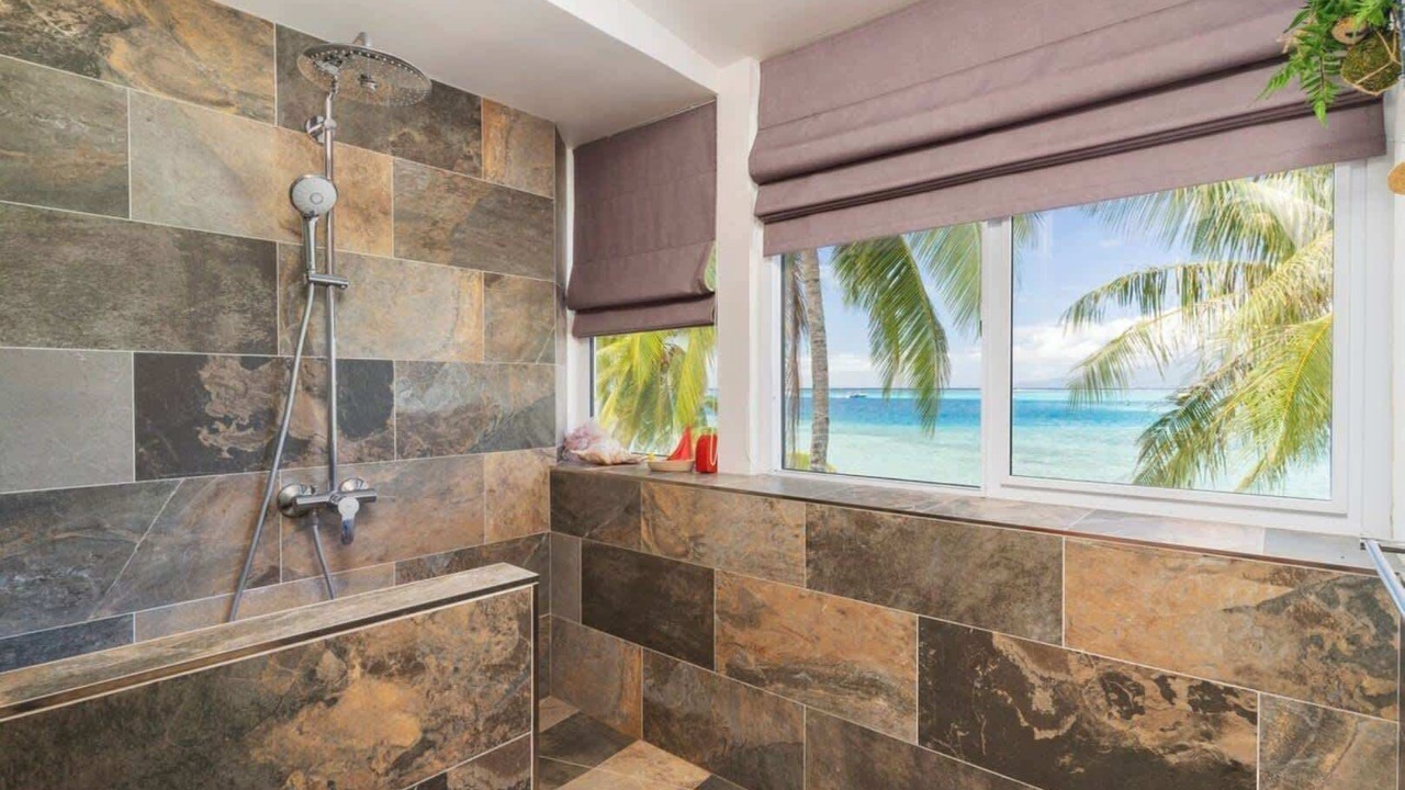 Photo of Bathroom in Moorea-Maiao
