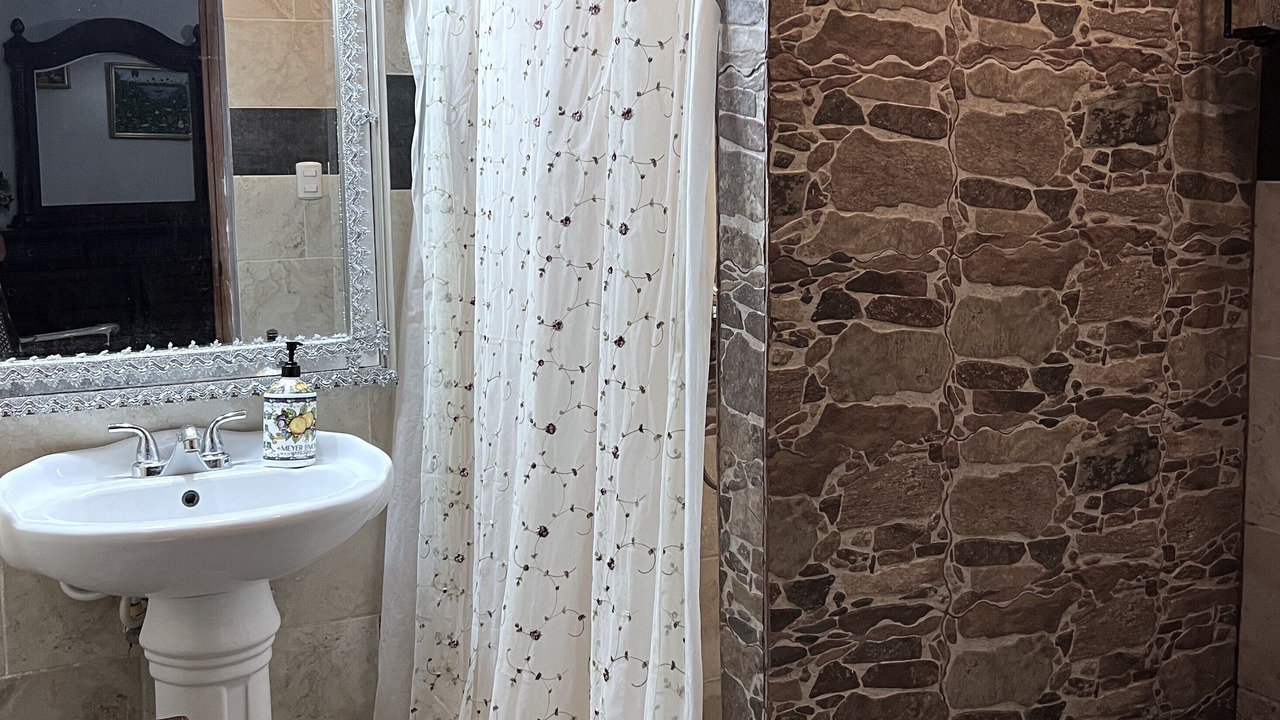 Photo of Bathroom in Cabrera