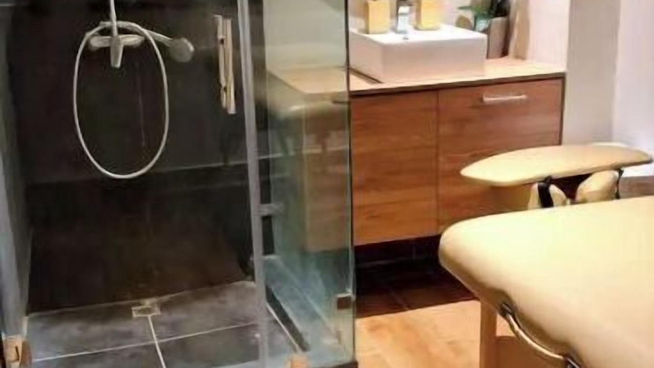 Photo of Bathroom in Evaristo Morales