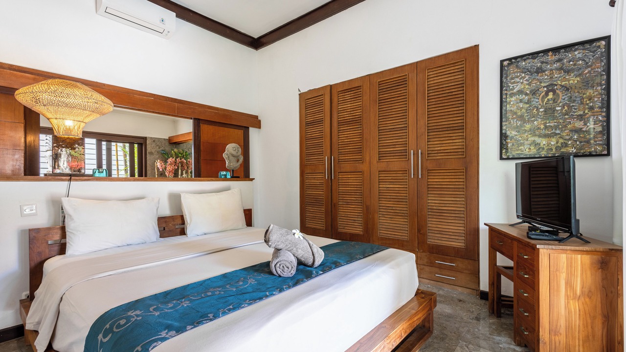 Photo of Bedroom in Drupadi