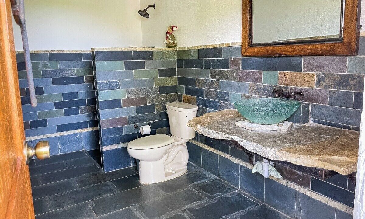 Photo of Bathroom in Santiago Province