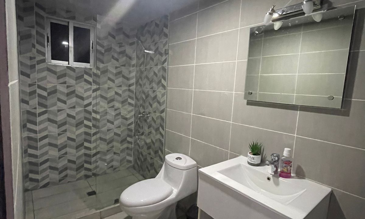 Photo of Bathroom in Guaricano