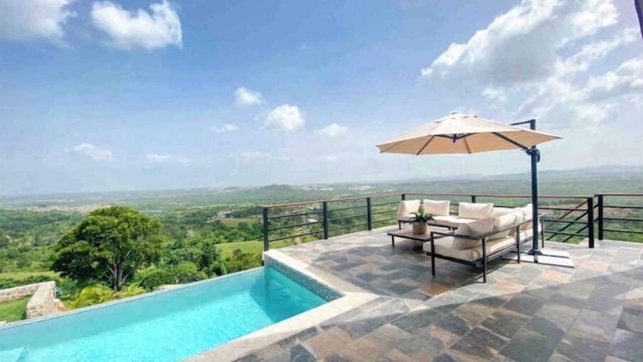 Photo of Outdoor in Pedro Brand