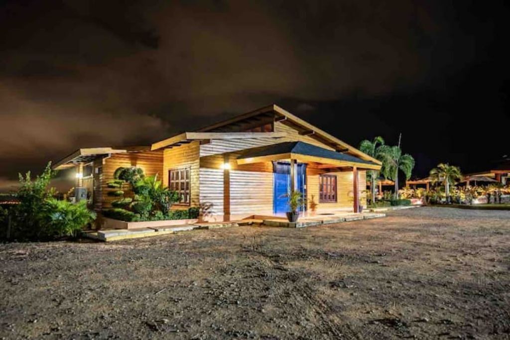 Photo of Outdoor in Pedro Brand