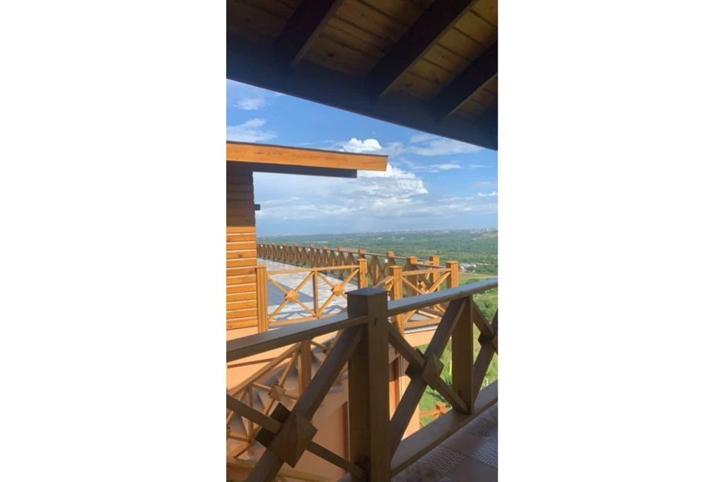 Photo of Outdoor in Pedro Brand