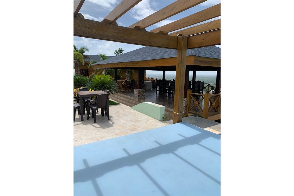 Photo of Outdoor in Pedro Brand
