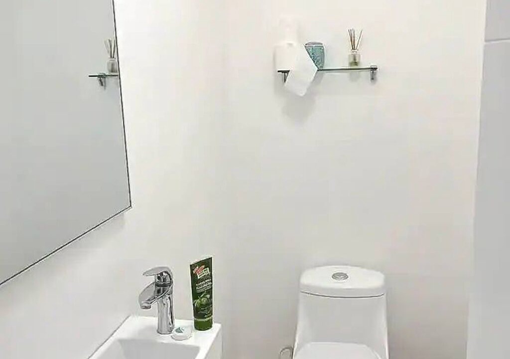Photo of Bathroom in Evaristo Morales