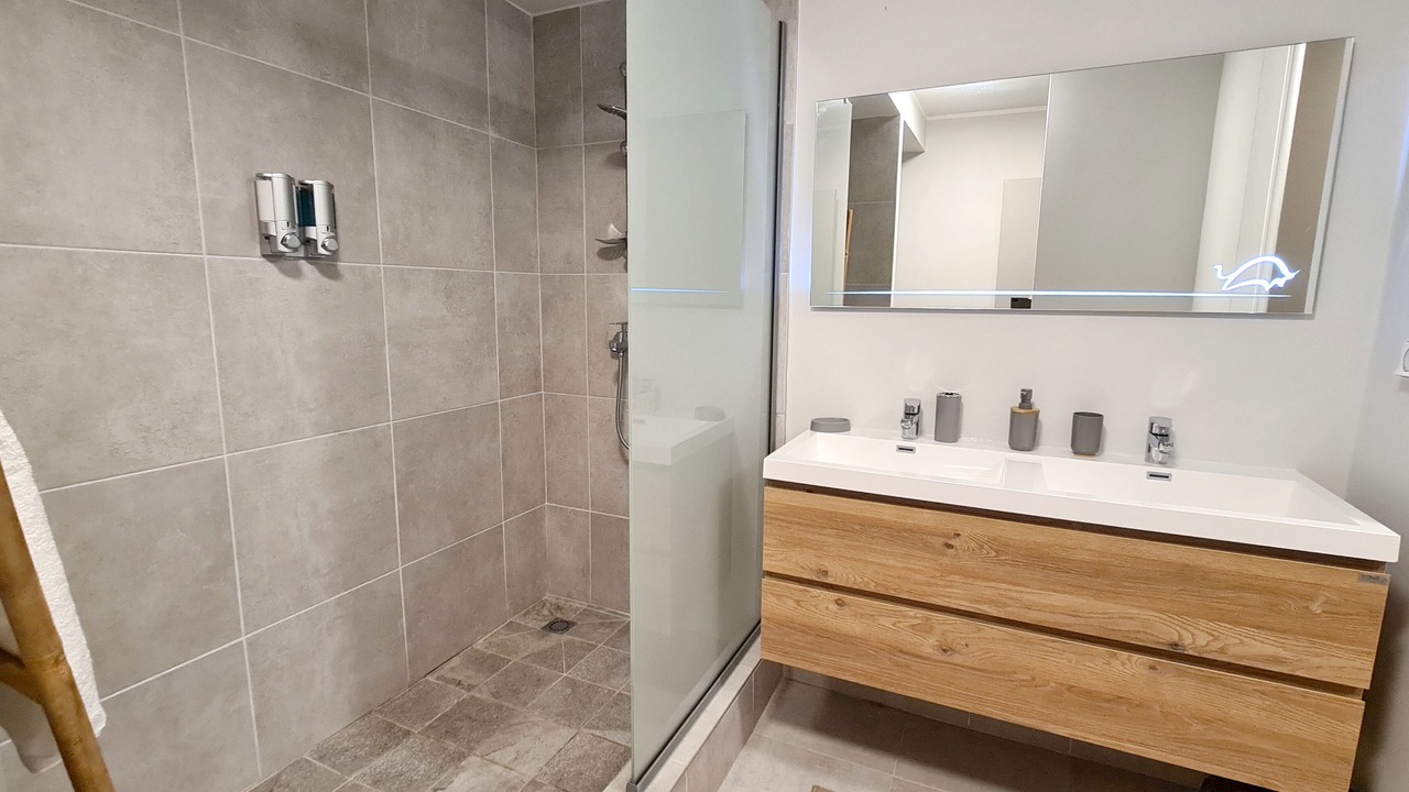 Photo of Bathroom in Papeete