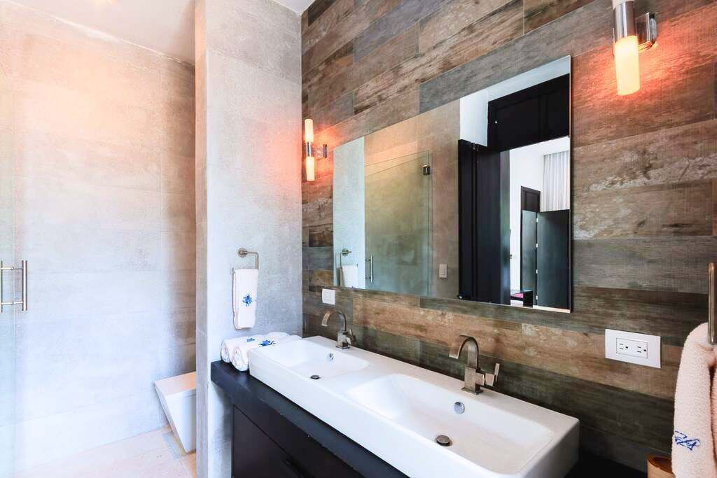 Photo of Bathroom in Portillo