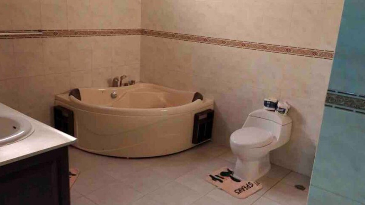 Photo of Bathroom in Bani