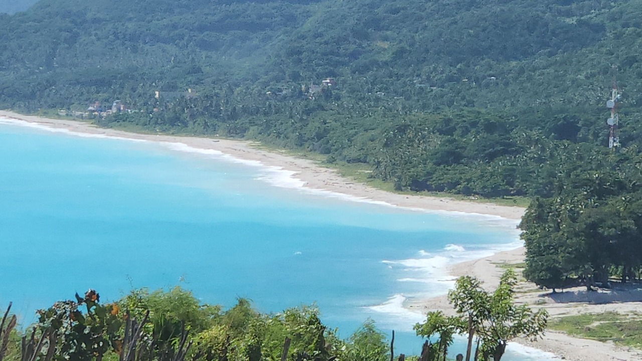 Photo of Others in Paraiso