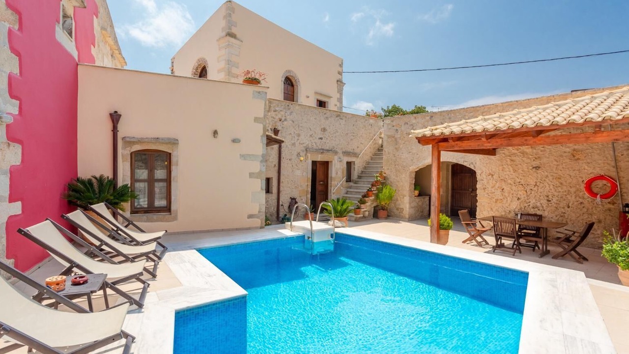Photo of Outdoor in Monopari