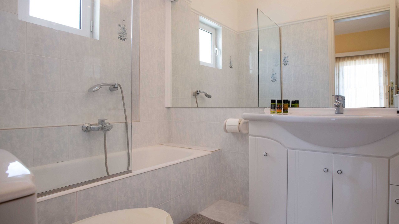 Photo of Bathroom in Theologos