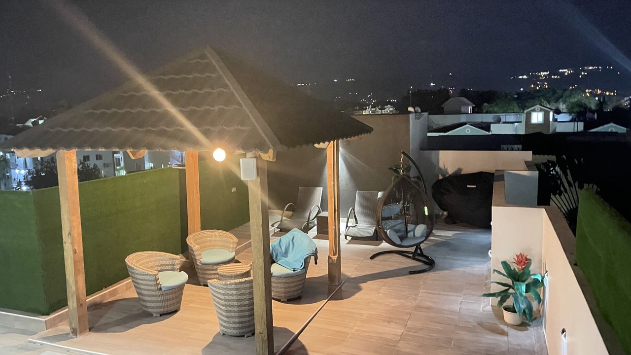 Photo of Patio Balcony in Llanos de Gurabo I