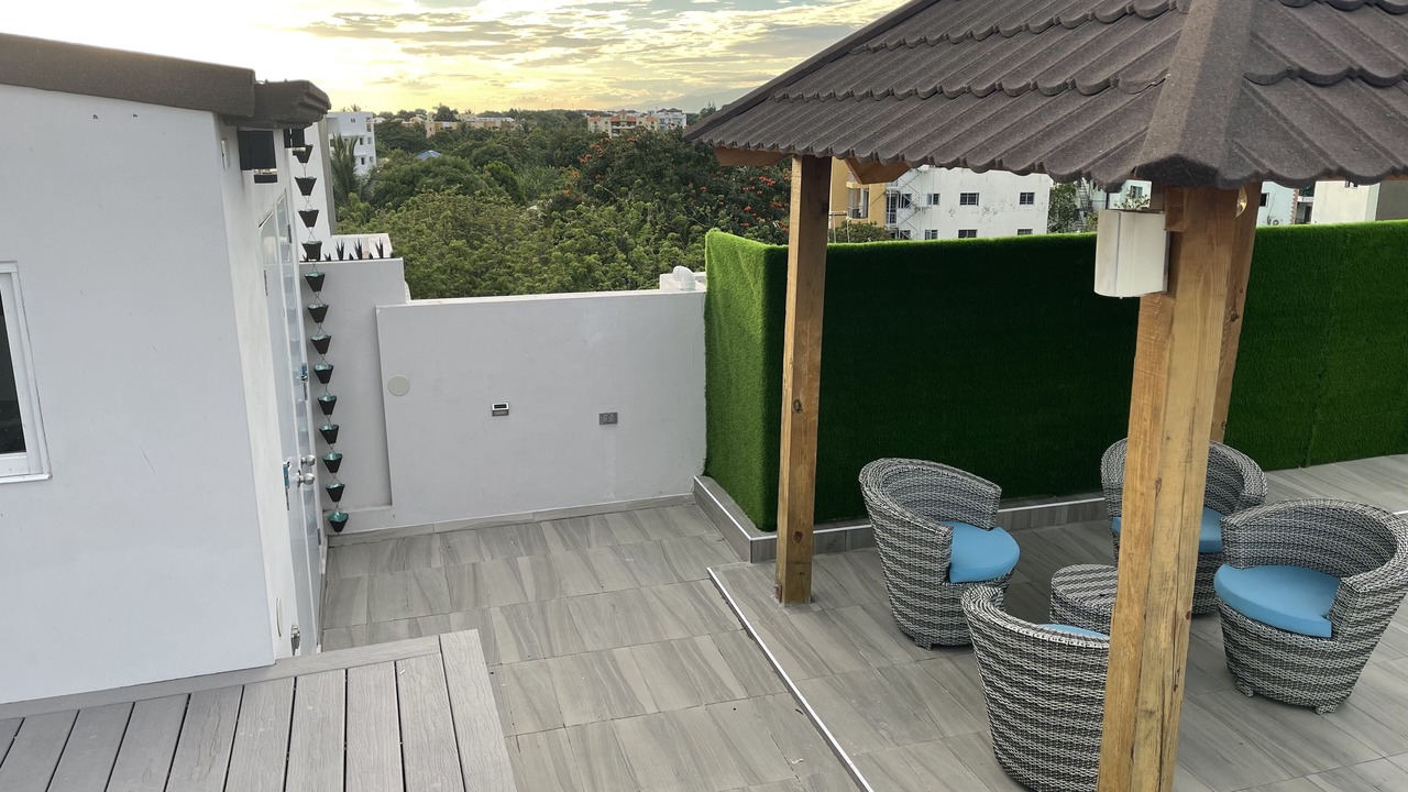 Photo of Patio Balcony in Llanos de Gurabo I