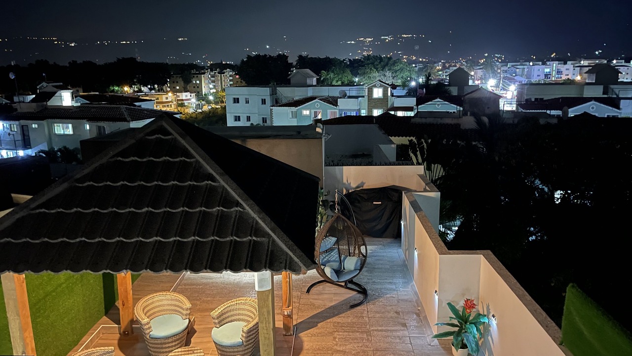 Photo of Patio Balcony in Llanos de Gurabo I