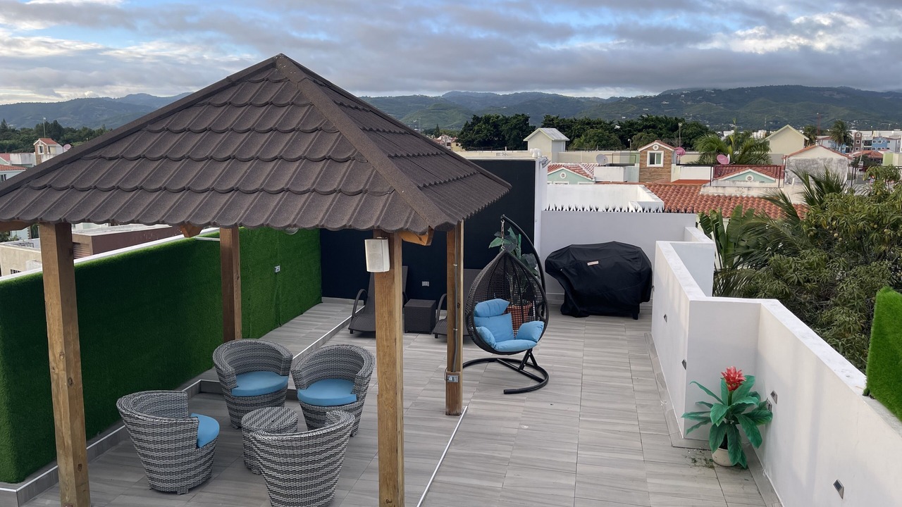 Photo of Patio Balcony in Llanos de Gurabo I