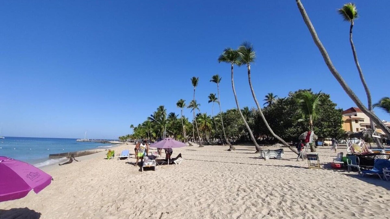 Photo of Others in Dominicus