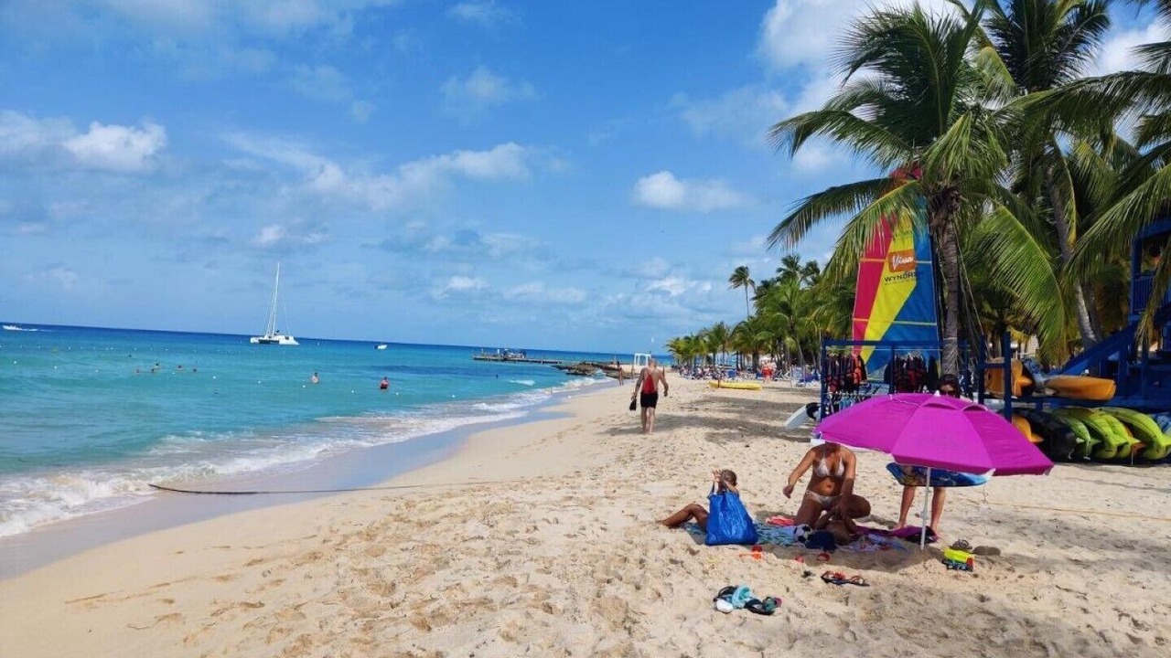 Photo of Others in Dominicus