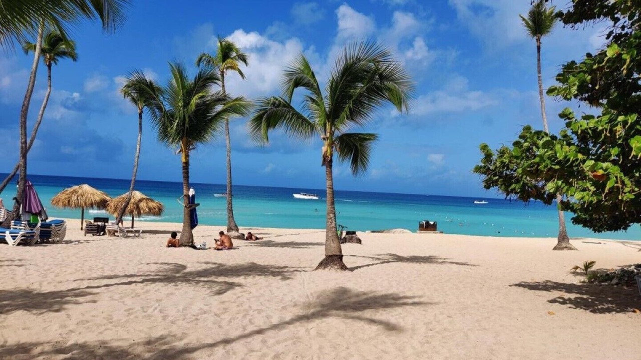 Photo of Others in Dominicus
