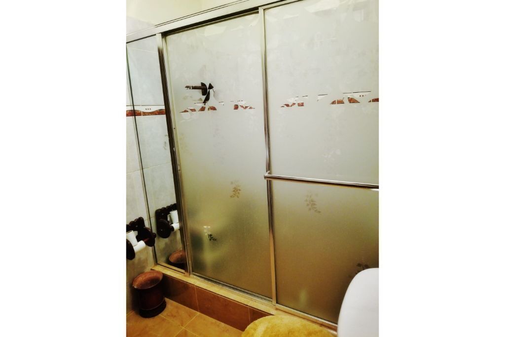 Photo of Bathroom in Villa Vasquez