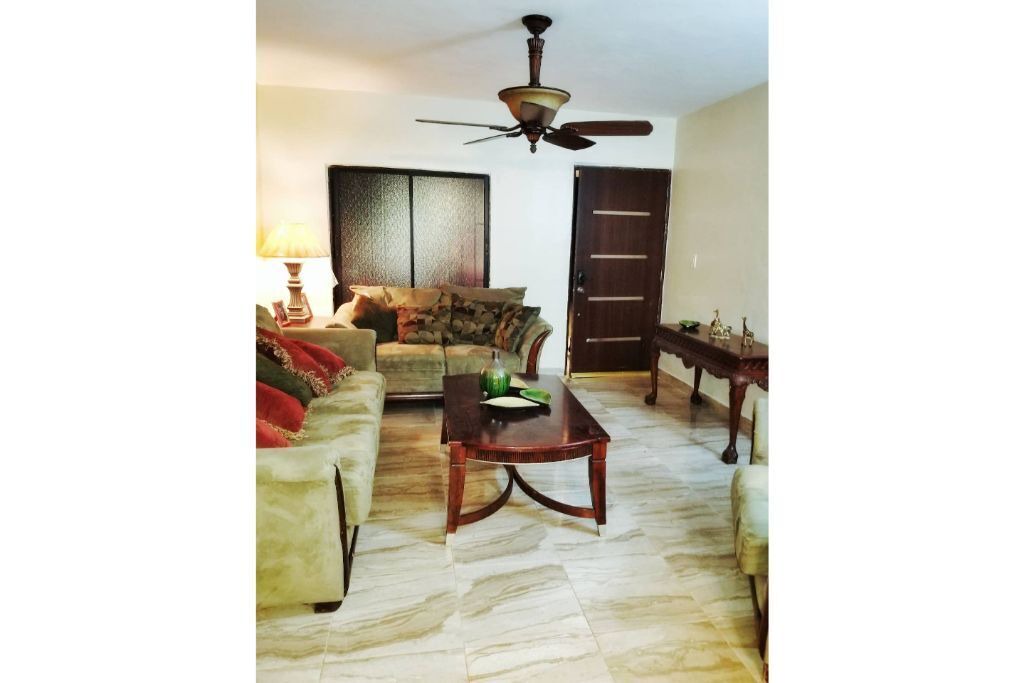 Photo of Livingroom in Villa Vasquez