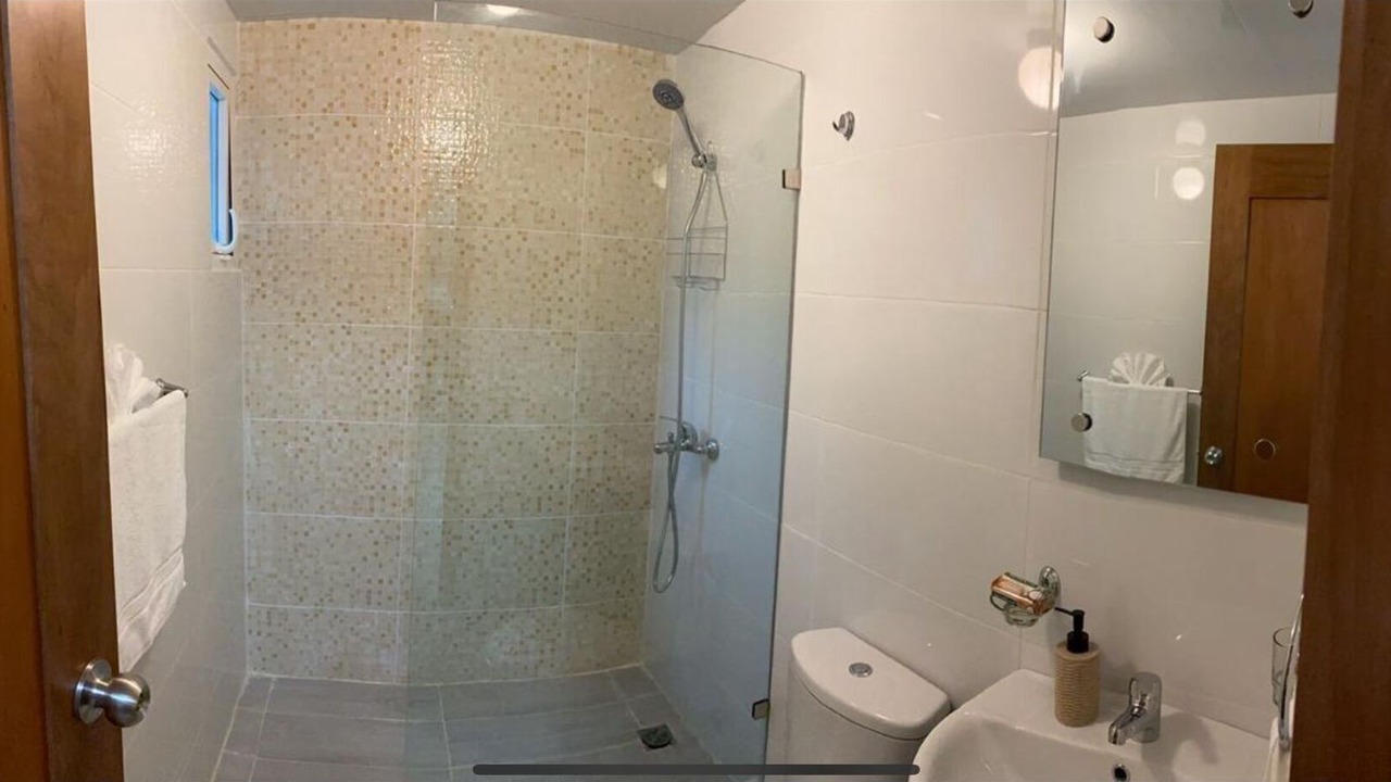 Photo of Bathroom in Llanos de Gurabo I