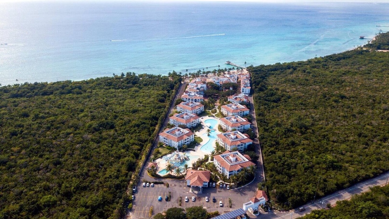 Photo of Others in Dominicus