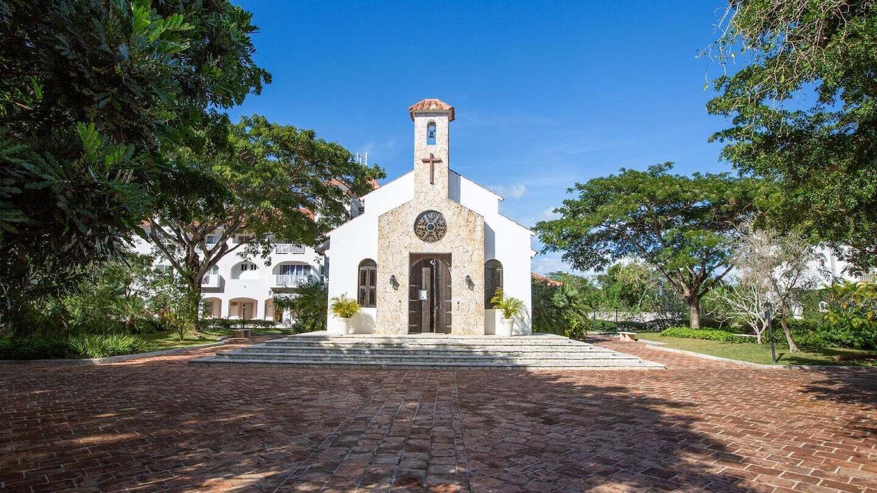 Photo of Others in Dominicus