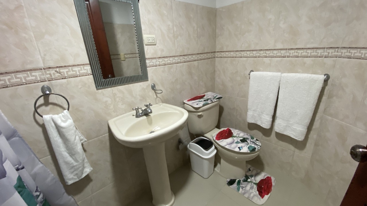 Photo of Bathroom in Guaricano