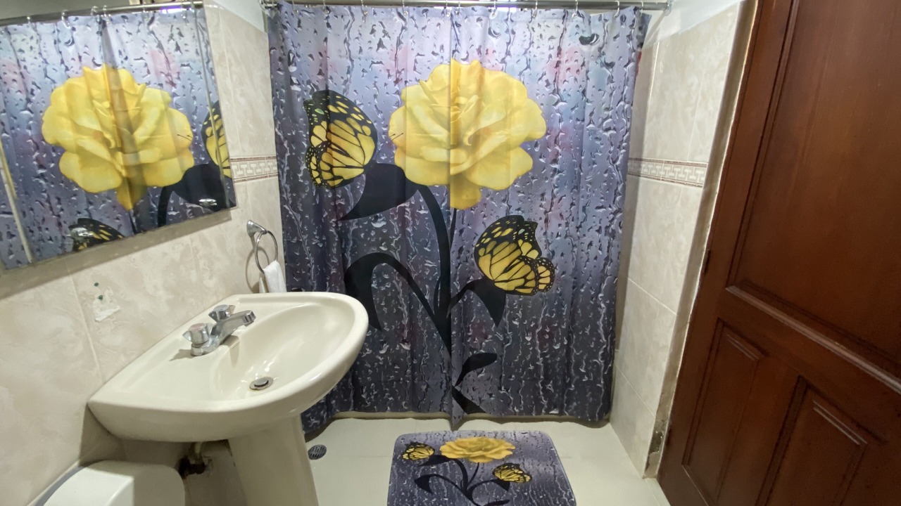 Photo of Bathroom in Guaricano