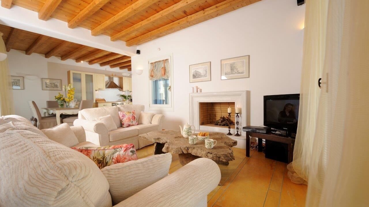 Photo of Livingroom in Kato Fellos