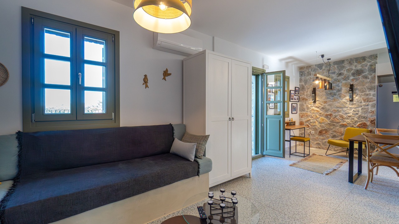 Photo of Livingroom in Lagoudi Zia