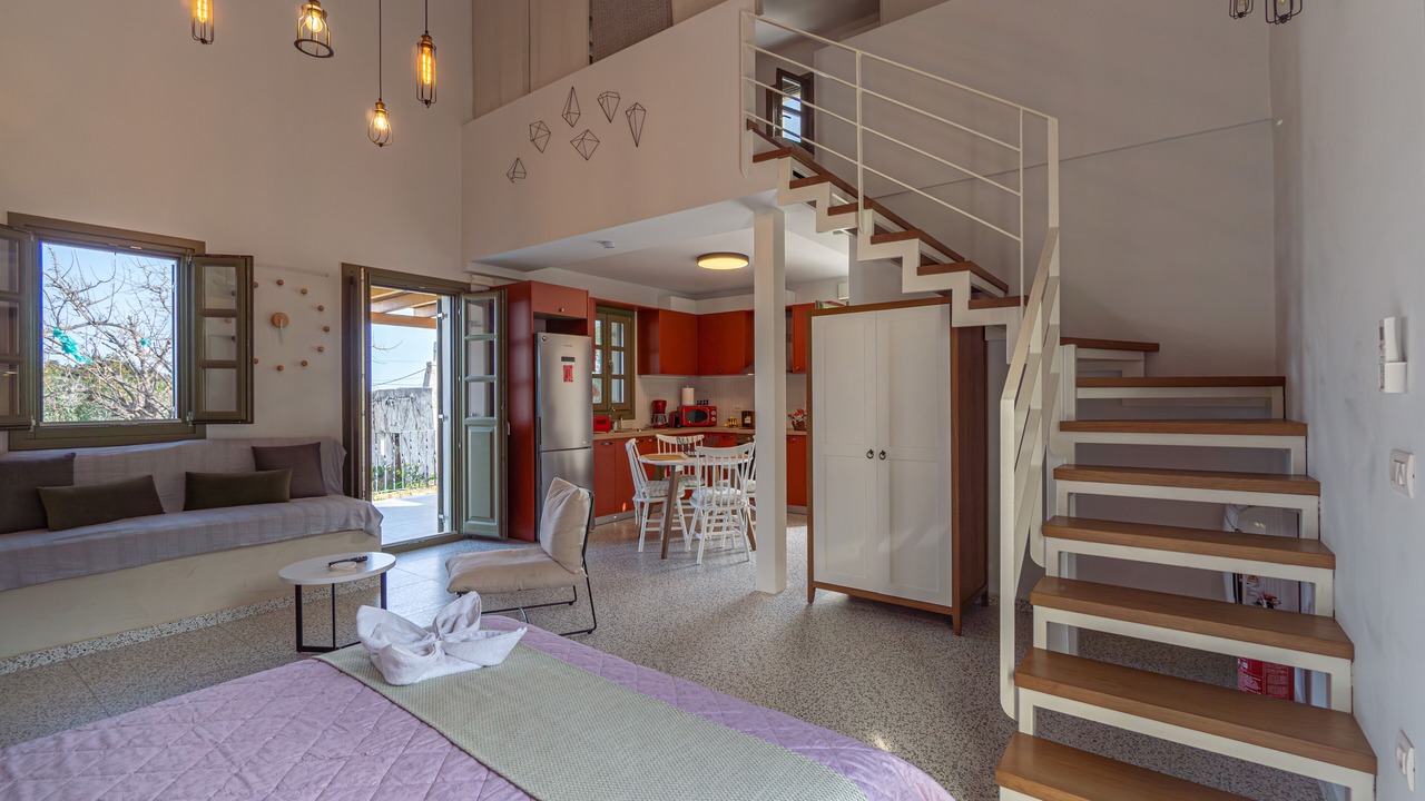 Photo of Livingroom in Lagoudi Zia