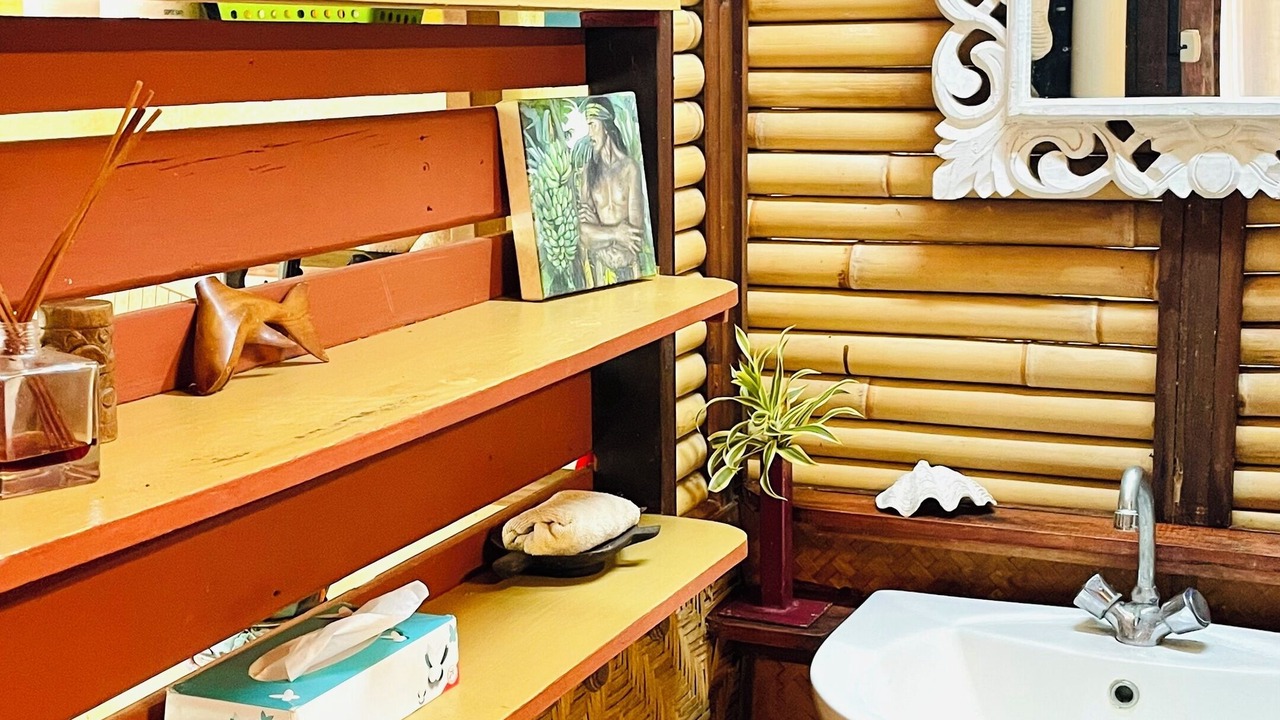 Photo of Bathroom in Punaauia