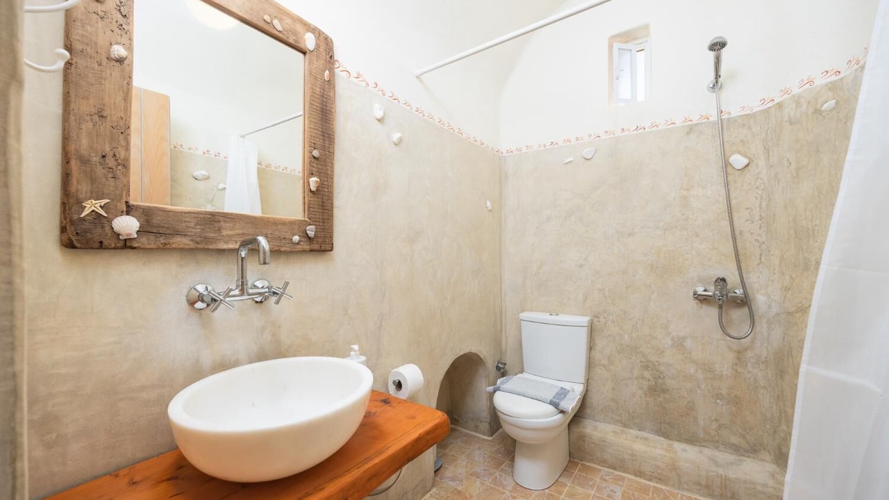 Photo of Bathroom in Panormos