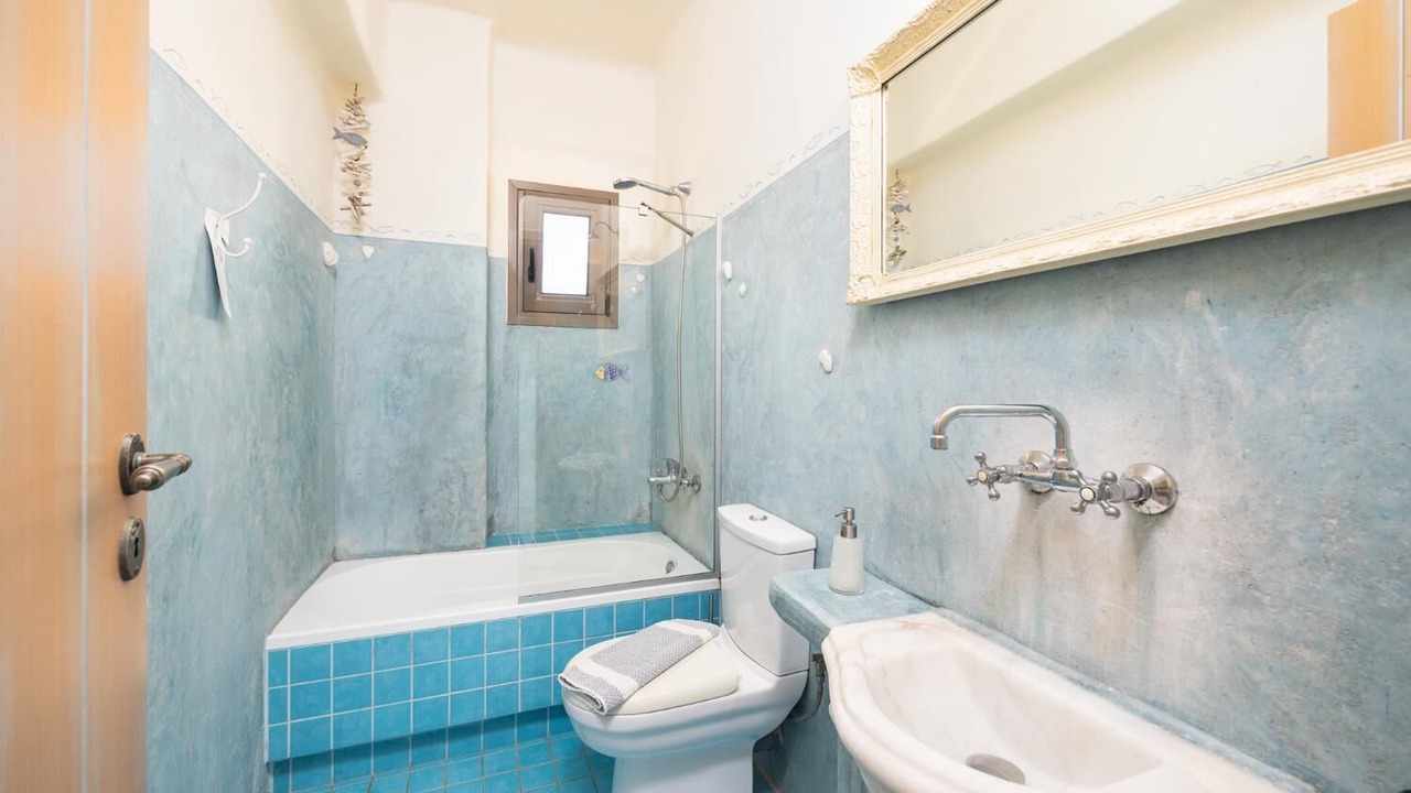 Photo of Bathroom in Panormos