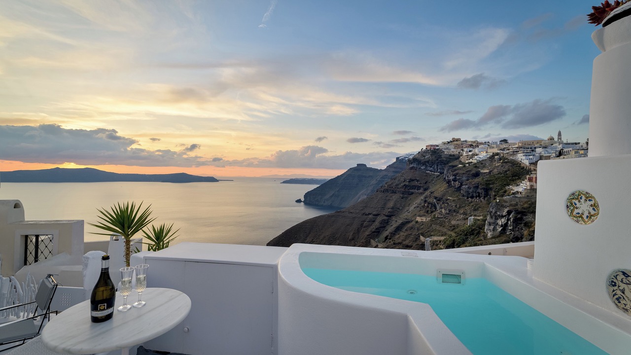 Photo of Outdoor in Fira