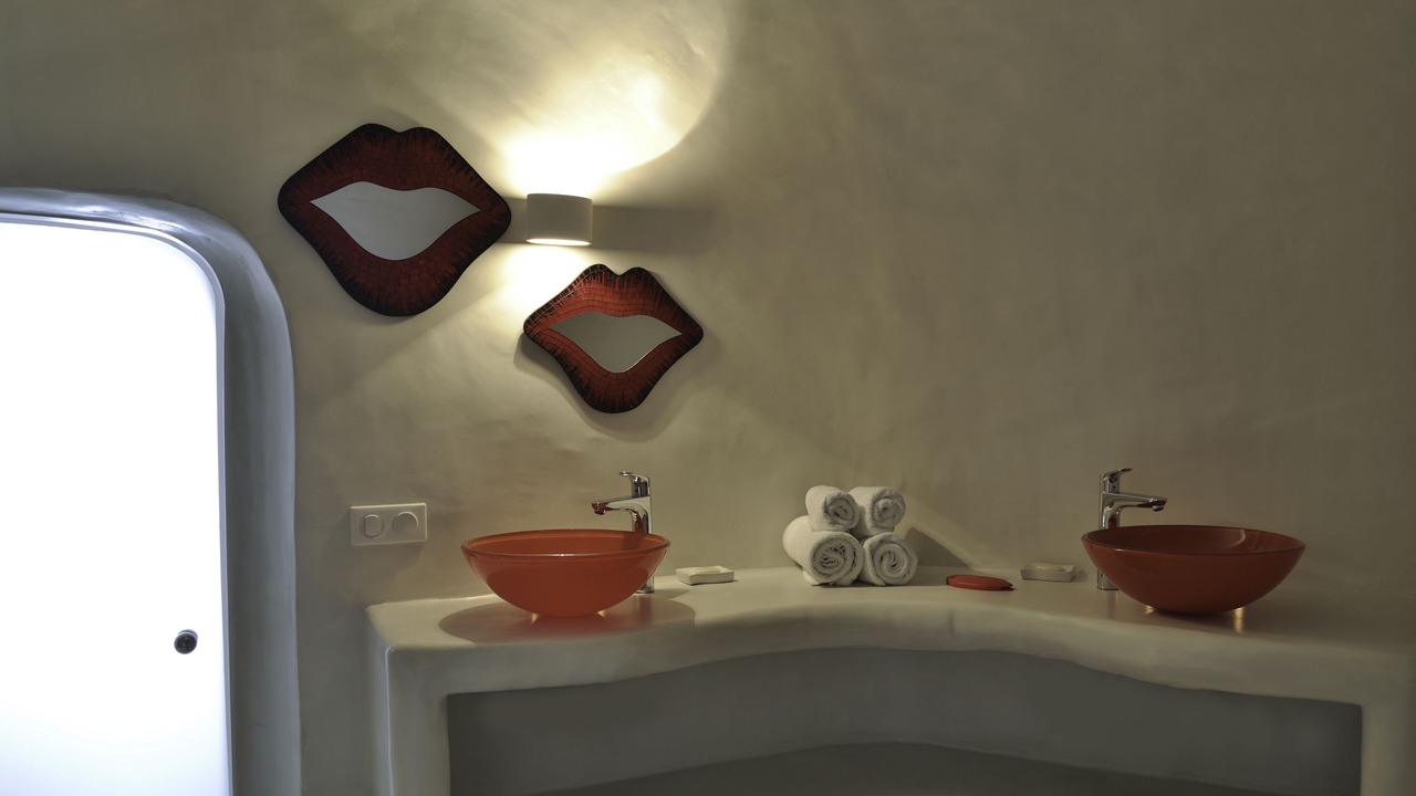 Photo of Bathroom in Fira